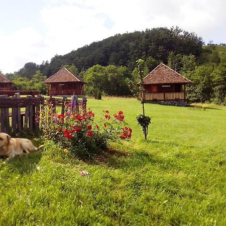 Etno Village Gostoljublje Kosjeric Luaran gambar