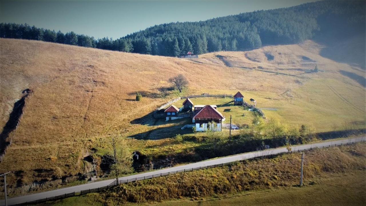 Etno Village Gostoljublje Kosjeric Luaran gambar