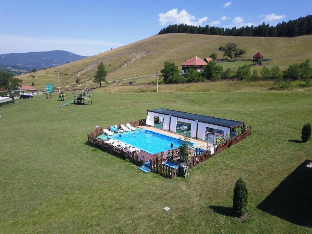 Etno Village Gostoljublje Kosjeric Luaran gambar